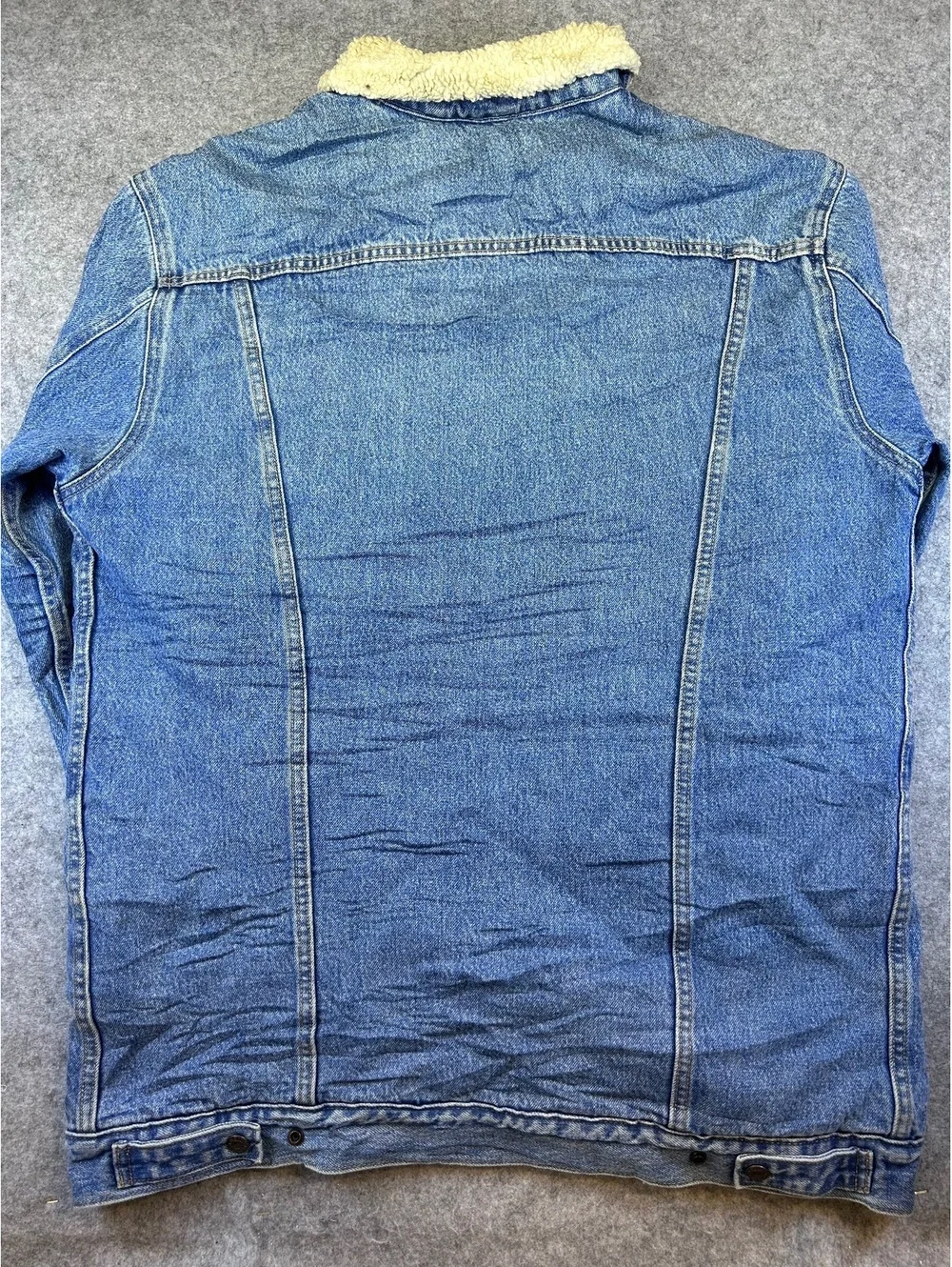 Levi's Sherpa Lined Denim Jacket Sz M Chore Coat Barn Outdoor Western Work Light